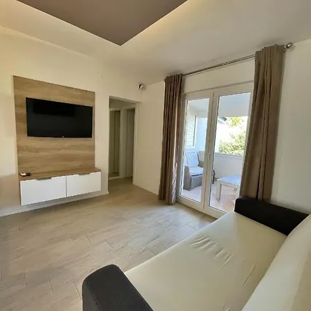 White Paradise * Trogir